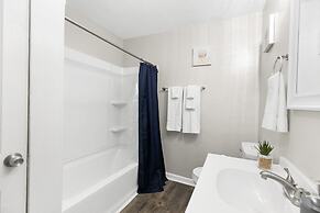 Renovated Central Park Chic