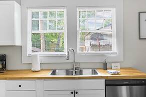 Renovated Central Park Chic