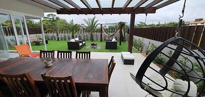 Rosa Internacional - Surfland