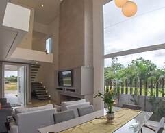 Rosa Internacional - Surfland