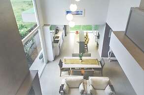 Rosa Internacional - Surfland