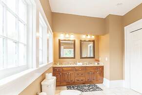 Columbus Goldfinch Mansion