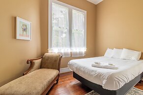 Columbus Goldfinch Mansion