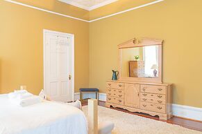 Columbus Goldfinch Mansion