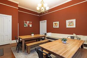 Columbus Goldfinch Mansion