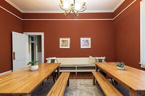 Columbus Goldfinch Mansion