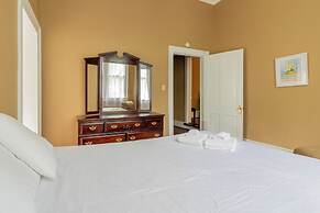 Columbus Goldfinch Mansion