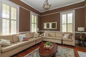 Columbus Goldfinch Mansion