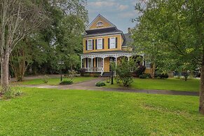Columbus Goldfinch Mansion