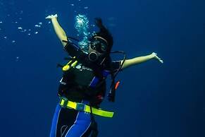 Ratu Kini's Dive & Stay