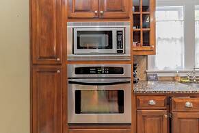 Mansion with Tiny Home Bumblebee Comfort