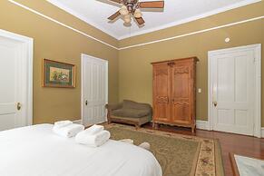 Mansion with Tiny Home Bumblebee Comfort