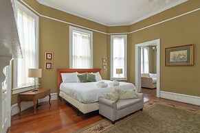 Mansion with Tiny Home Bumblebee Comfort