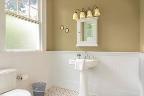 Mansion with Tiny Home Bumblebee Comfort