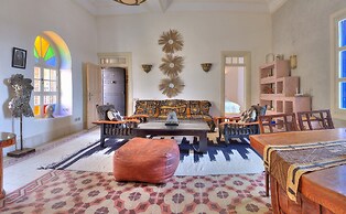 WESTERN WALL ESSAOUIRA