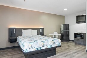 HomeStay Lodge Pensacola - Davis