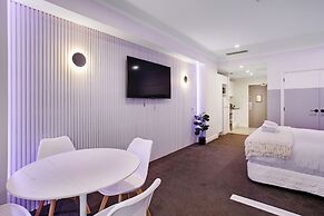 Cozy Studio Retreat In The City