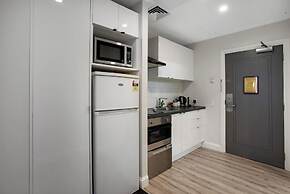 Cozy Studio Retreat In The City