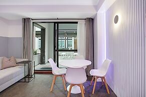 Cozy Studio Retreat In The City