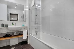 Cozy Studio Retreat In The City