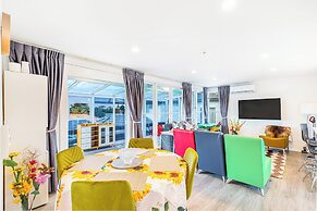 Freshly Renovated 3Br Ellerslie Home