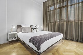 The Queens Retreat - Penthouse On Queen Street