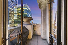 The Queens Retreat - Penthouse On Queen Street