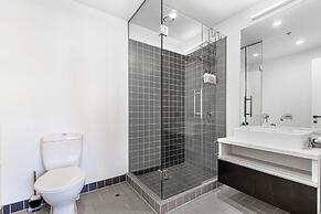 Beautiful Harbour View Apartment