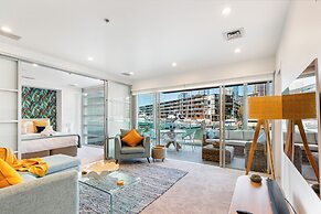 Beautiful Harbour View Apartment
