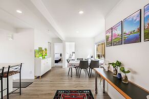 Spacious, Freshly Renovated 3Br Ellerslie Unit!