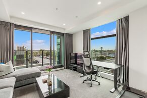 Cozy Apartment By Eden Park