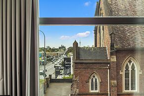 Cozy Apartment By Eden Park