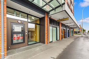 Cozy Apartment By Eden Park