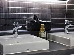 MONday Apart Premium Kyoto Sta. Kamogawa