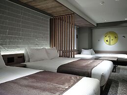 MONday Apart Premium Kyoto Sta. Kamogawa