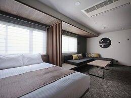 MONday Apart Premium Kyoto Sta. Kamogawa