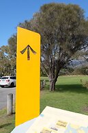 Blossoms on the Bay - 4 Bedrooms