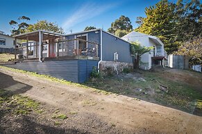 Blossoms on the Bay - 4 Bedrooms