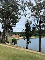 Blossoms on the Bay - 4 Bedrooms
