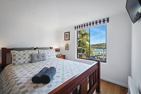 Blossoms on the Bay - 4 Bedrooms