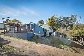 Blossoms on the Bay - 4 Bedrooms