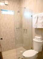 Cuatro Misiones Hotel