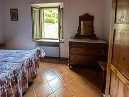Renee House