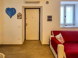 Raiamar Living Apartment