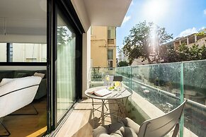 Sunny Chic in TLV Center by Sea N' Rent