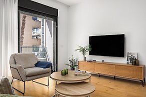 Sunny Chic in TLV Center by Sea N' Rent