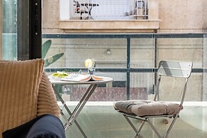 Sunny Chic in TLV Center by Sea N' Rent