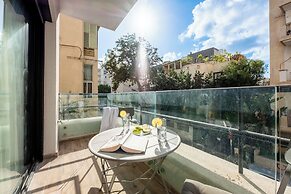 Sunny Chic in TLV Center by Sea N' Rent