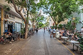 Sunny Chic in TLV Center by Sea N' Rent