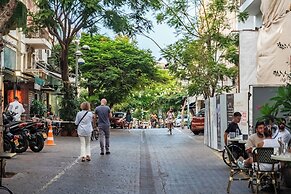 Sunny Chic in TLV Center by Sea N' Rent